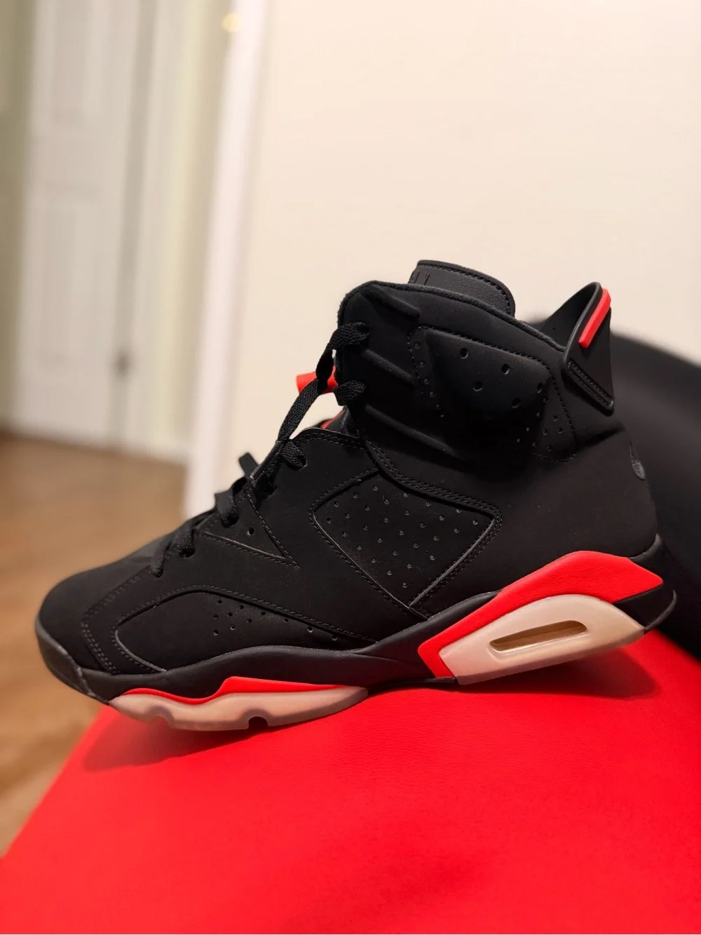 Black and Red Jordan 6 Infrared 2019, Size 13